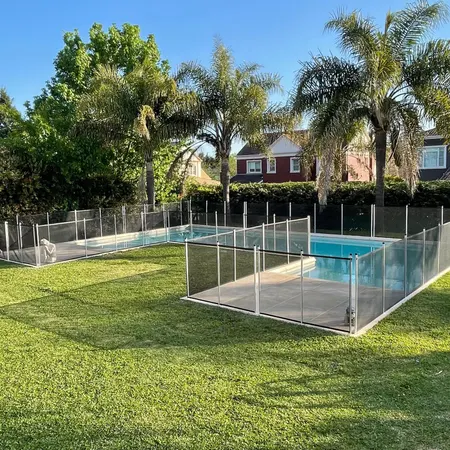 Instalación de valla de piscina en Valencia - KidoSafe