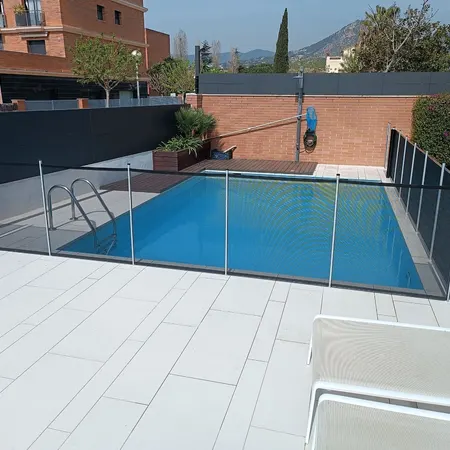 Instalación de valla de piscina en Barcelona - KidoSafe