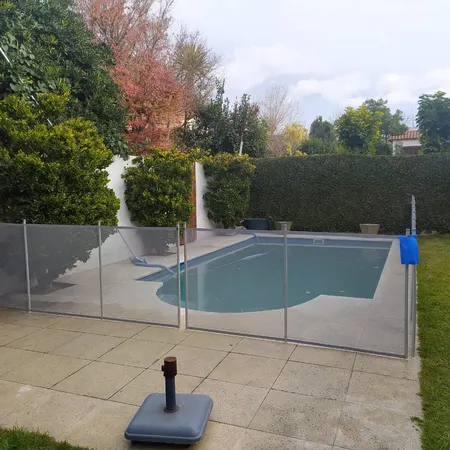 Instalación de valla de piscina en Valencia - KidoSafe