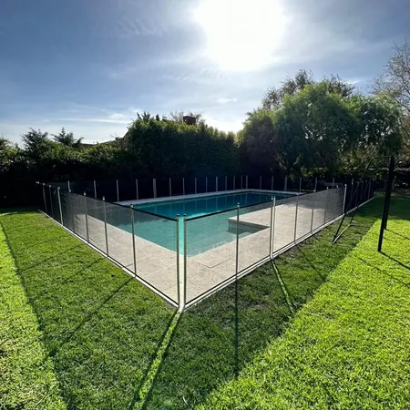 Instalación de valla de piscina en Girona - KidoSafe