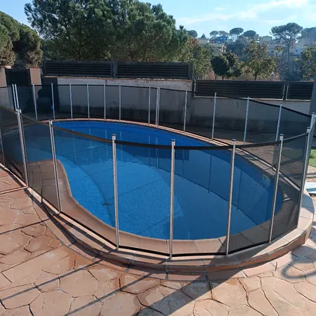 Instalación de valla de piscina en Barcelona - KidoSafe