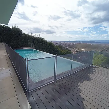 Instalación de valla de piscina en Barcelona - KidoSafe