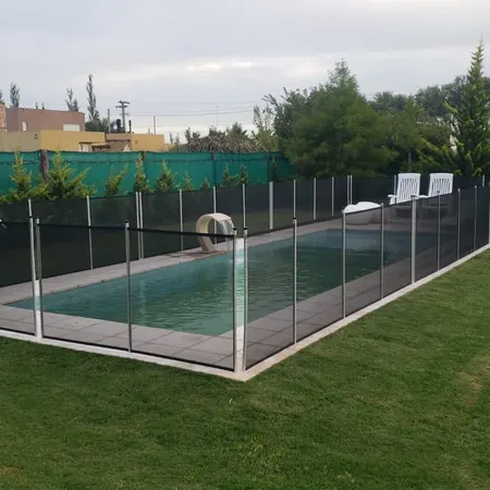 Instalación de valla de piscina en Barcelona - KidoSafe
