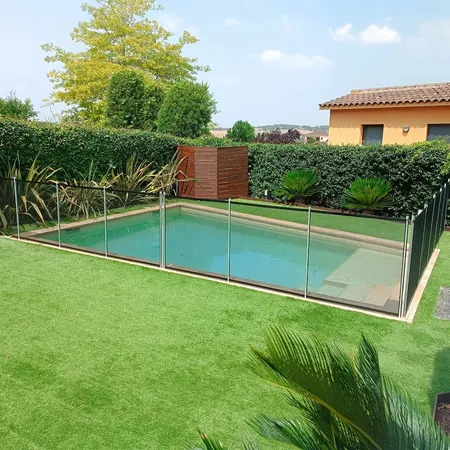Instalación de valla de piscina en Girona - KidoSafe