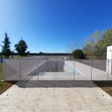 Instalación de valla de piscina en Girona - KidoSafe